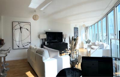 Riverside Double Room with En-Suite  Main Photo