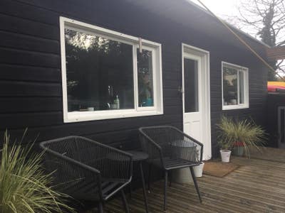 Self Contained Chalet ( Single Occupancy) Main Photo