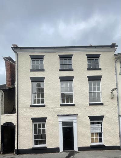 Lovely Flat to let  Main Photo