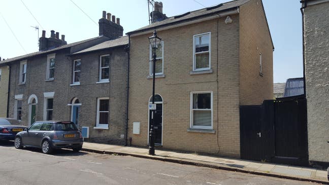 Clean & Quiet En-suite Room Grafton Centre CB1 Main Photo