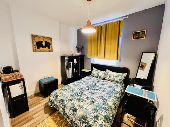 Double room to rent for 2 months W2 Edgware Road Main Photo