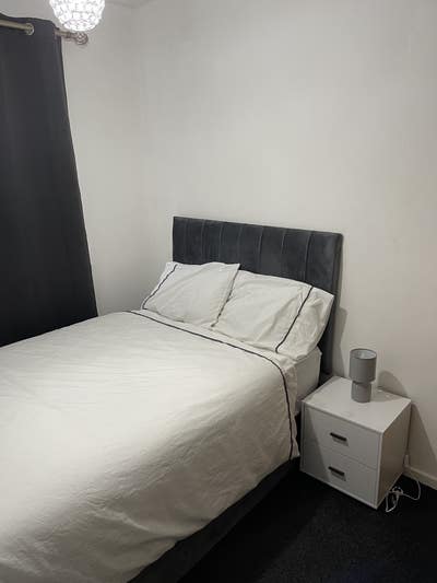 1 double room available in a 3 Bedroom Flat  Main Photo