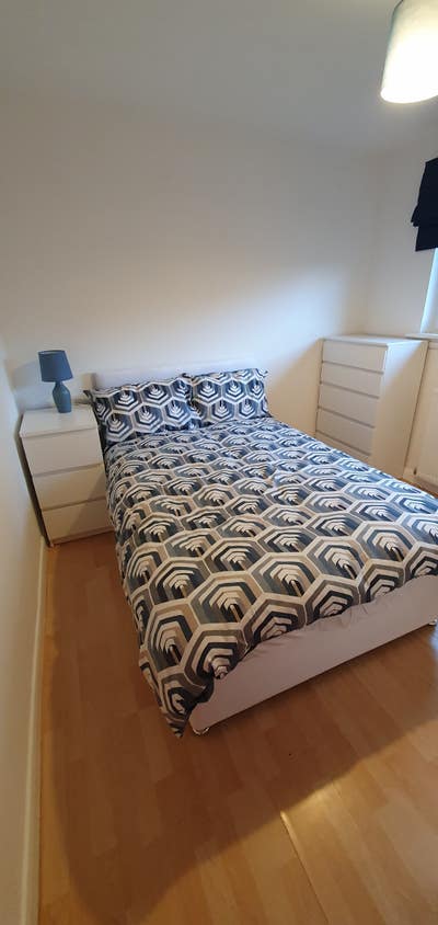 Double Bedroom (Fully Furnished) Main Photo