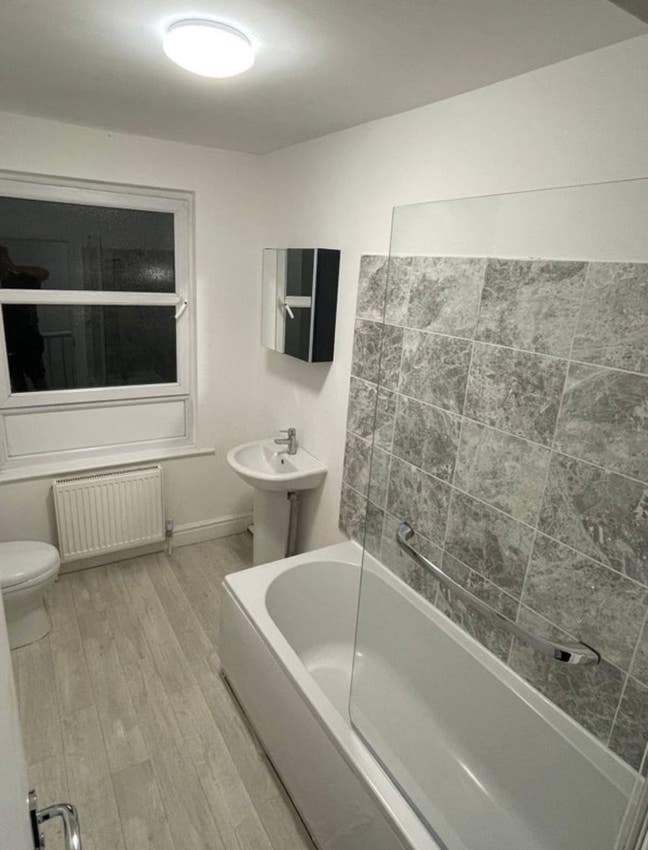 1 Room in quiet house in Hucknall bills inc Main Photo