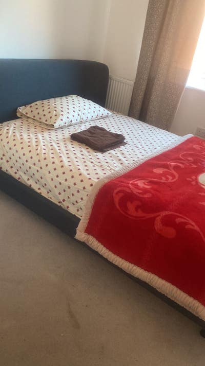 Double bed room in a new house Main Photo