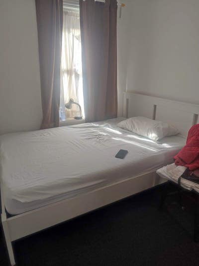 Nice spacious room in Hatton Garden Main Photo