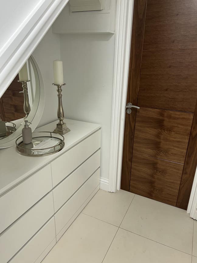 Large double br- single occupancy Islington Main Photo