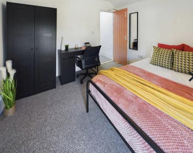 💫Need a room for August? We have 4 available 💫 Main Photo