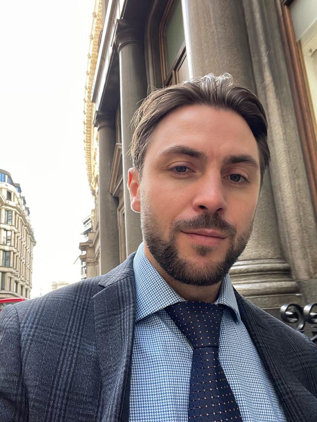 35 year old Male seeks a single or double room Main Photo