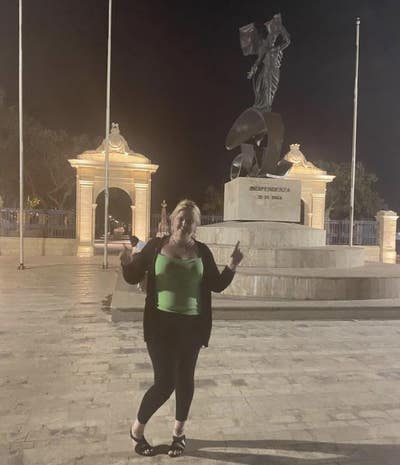 I am a professional female  aged 34 year old ... Main Photo