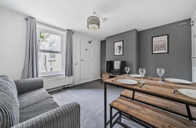 NEW Luxury En-Suite Rooms - Strood/Rochester Main Photo