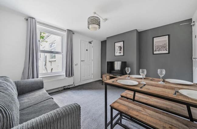 NEW Luxury En-Suite Rooms - Strood/Rochester Main Photo