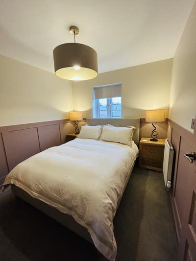 Double bedroom with Private Bathroom Main Photo