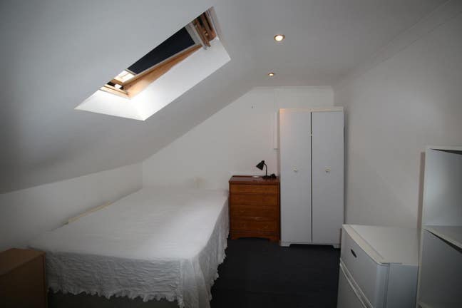 Double room W6 9PB Nella road  Main Photo