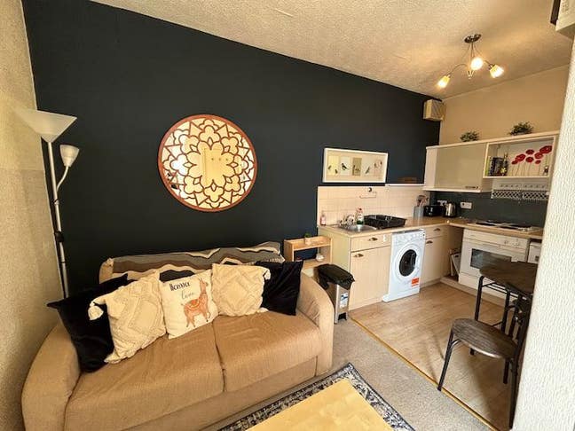 Sublet 1 Bedroom Flat in Leith Main Photo