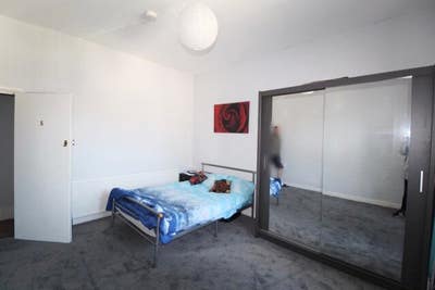  Large  Room  Located  in  Woolwich  SE18 Main Photo