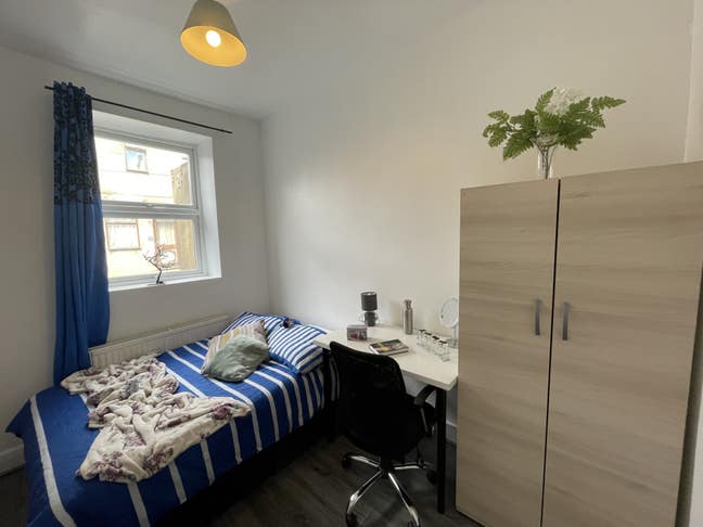 3 Double Room - Leyton High Rd - Be Fast  Main Photo