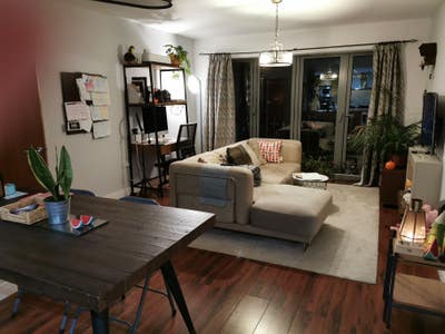 Modern ensuite double room. 5 mins from Quayside. Main Photo