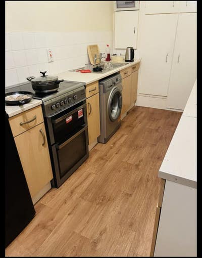 Double bedroom for single person  Main Photo