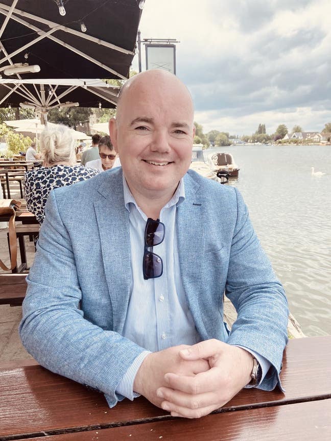 Irish born London based professional, 45 Main Photo