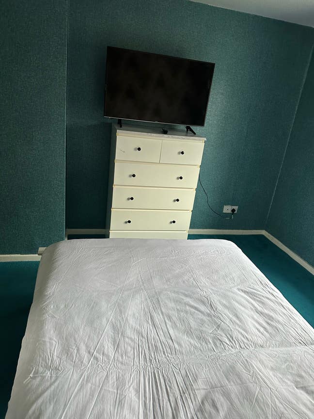 Double room available for rent  Main Photo