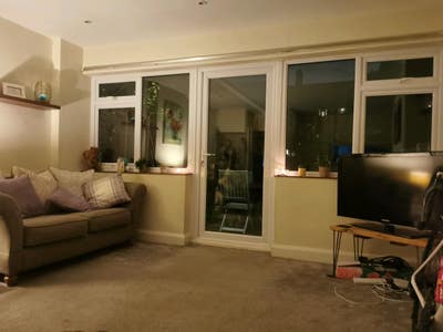 Balham home, king-size double, garden, bills inc Main Photo