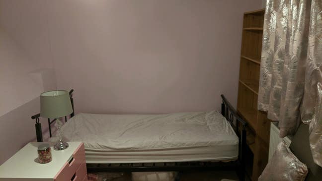 Double Room Near Gallagher Retail Park. Main Photo