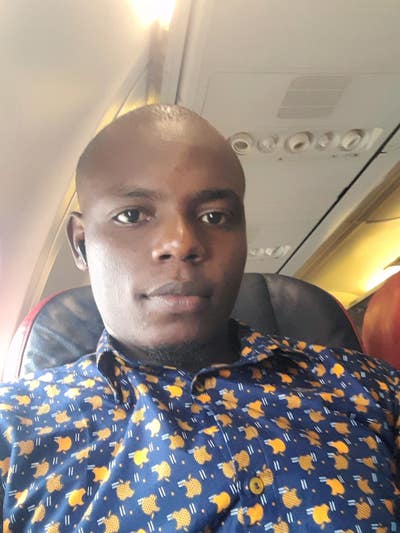 Room needed by professional couple Main Photo