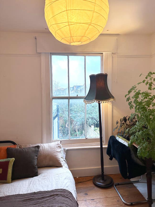 Double room going in beautiful house in Brixton. Main Photo