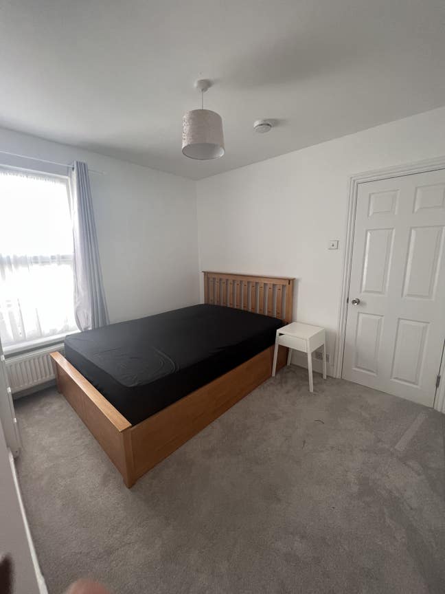 1 bedroom for rent - female preferred  Main Photo