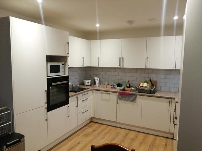 Tidy,Cosy and warm flat, with or with out fornitue Main Photo