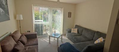 Detached Garden House in the Center Main Photo