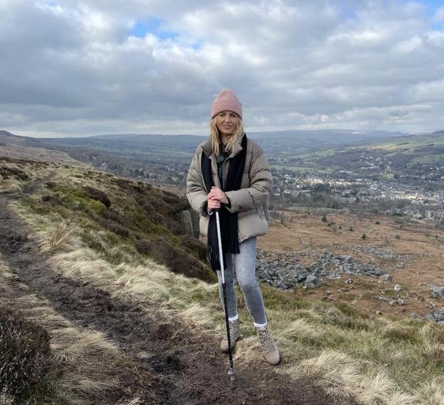 Professional  female looking for a double room Main Photo