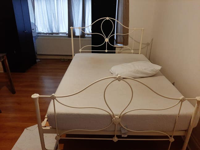 Large double room for rent. Main Photo