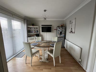 (Barton -Torquay) Large Double Room Main Photo