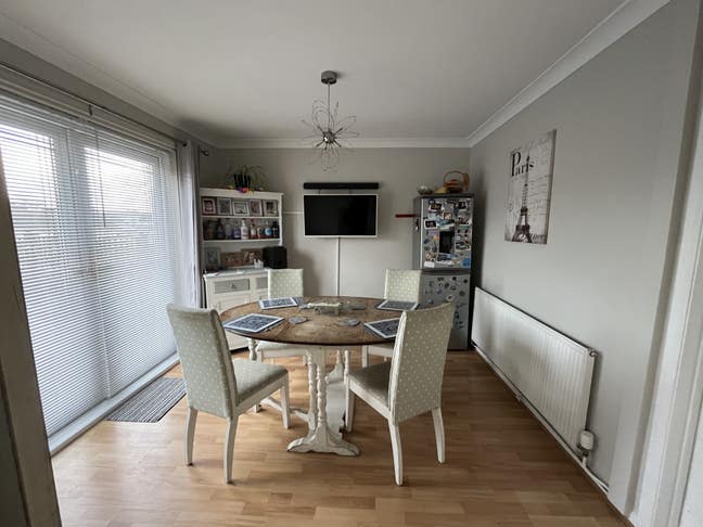 (Barton -Torquay) Large Double Room Main Photo