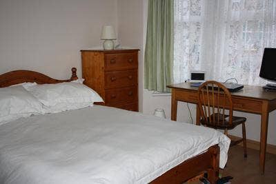 Large Double,Bright Sunny Room Main Photo
