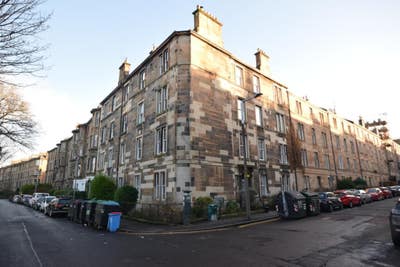 Spacious Two-Bedroom Flat Overlooking The Meadows Main Photo