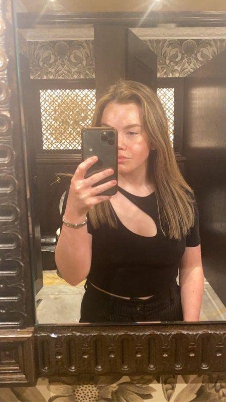 Looking for a room Main Photo