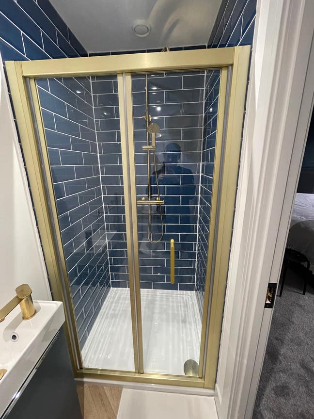Luxury en-suite rooms close to Hospital Main Photo