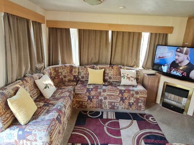 2 Bed Mobile Home, Wingate, TS27 Main Photo