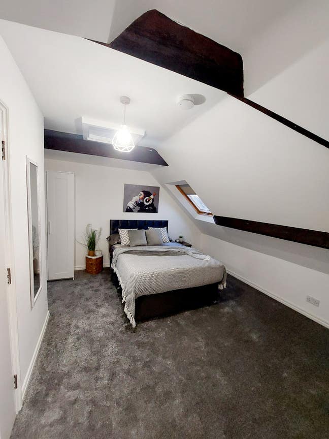 Beautiful Loft Room in Fletton Main Photo