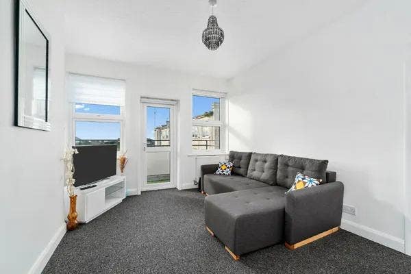Water front apartment near barbican area Main Photo