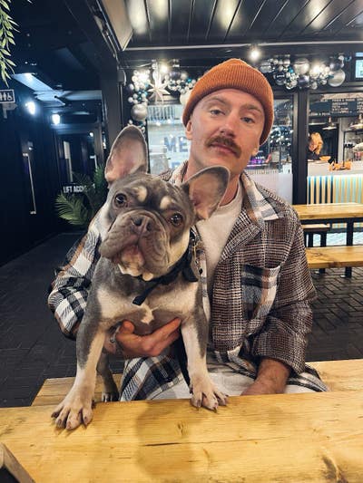 male seeking room.  Main Photo