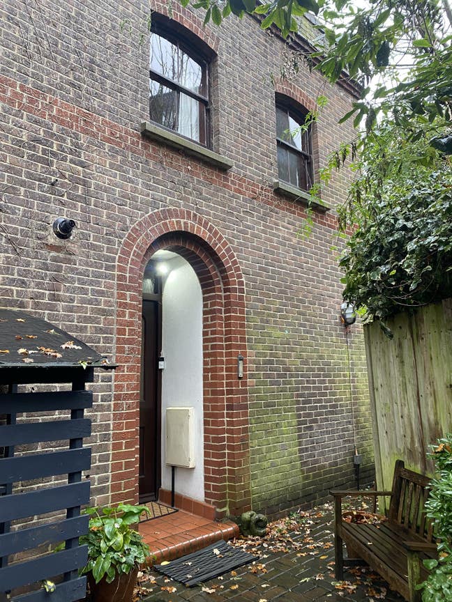 Double Room in Friendly Highgate Home (bills inc.) Main Photo