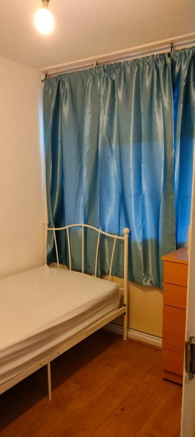 Single Room in Whitechapel Main Photo