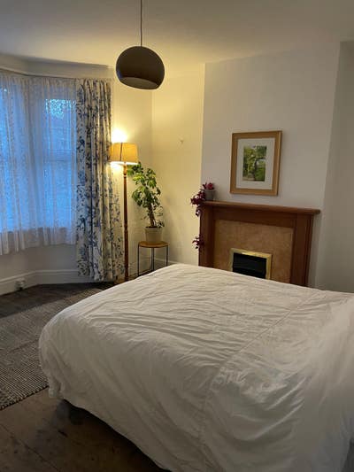 Large double room available Main Photo