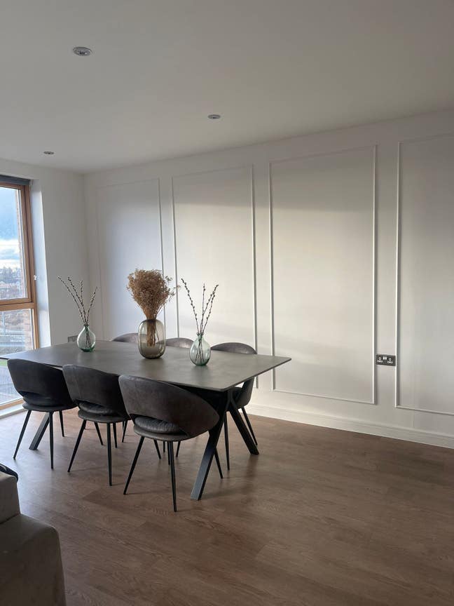 Modern Top Floor 2 Bedroom Flat Main Photo