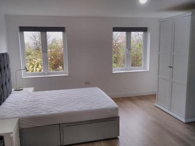 Detached 3 Bed Property Barnstaple with parkng Main Photo