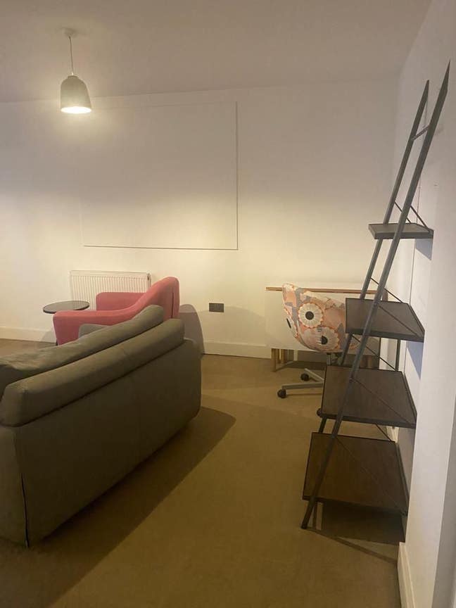 1 bedroom apartment  Main Photo